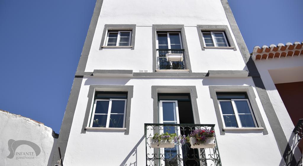 Infante Guesthouse Lagos Ngoại thất bức ảnh